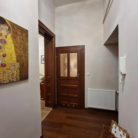 Klimatyczny W Centrum Starego Miasta Apartamento *