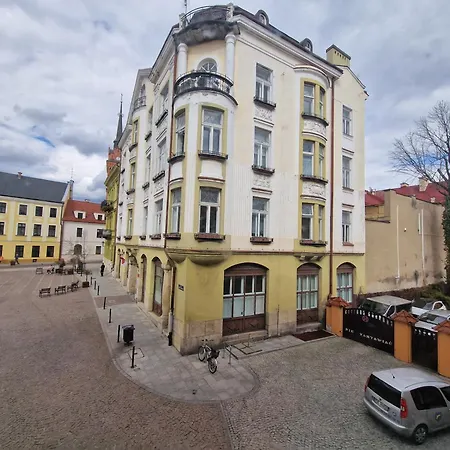 Klimatyczny W Centrum Starego Miasta アパート *